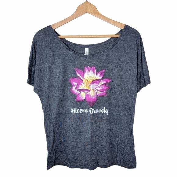 NWT Bella Canvas | Floral Bloom Bravely Tee Size Small - Picture 1 of 5